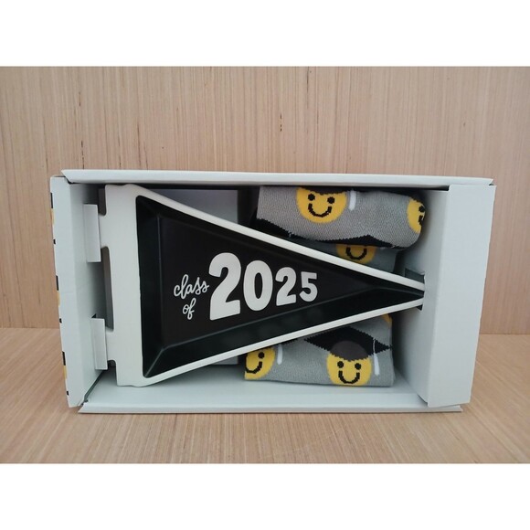 Hallmark Class of 2025 Graduation Gift Trinket Tray & Socks Senior College Gift - Picture 2 of 11